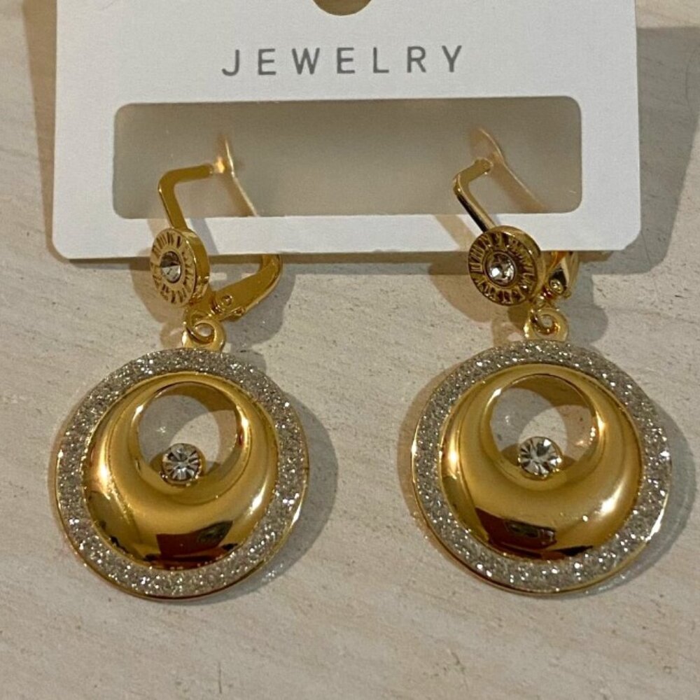 Women's Round Earrings With Sparkling Crystals